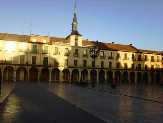 Hotel NH Collection León Plaza Mayor by null