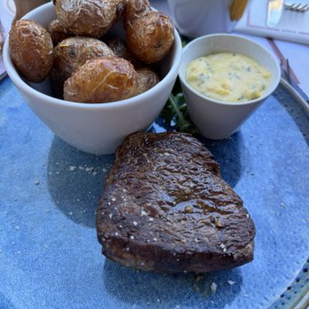 Café Louise - Steak and potatoes - Cafes Near Me - Paris, 75 Café Louise - Steak and potatoes - Cafes Near Me - Paris, 75