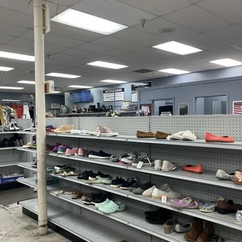 Community Thrift Store - Inside - Used, Vintage & Consignment Near Me - Tampa, Florida Community Thrift Store - Inside - Used, Vintage & Consignment Near Me - Tampa, Florida