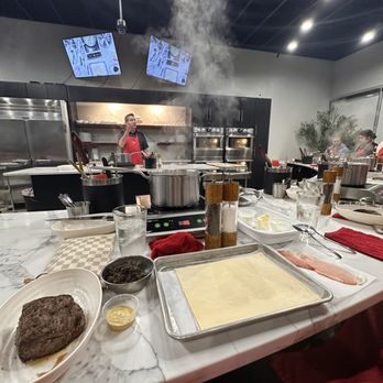 Kitchen Social - Making beef Wellington - Cooking Schools Near Me - Farmers Branch, Texas Kitchen Social - Making beef Wellington - Cooking Schools Near Me - Farmers Branch, Texas