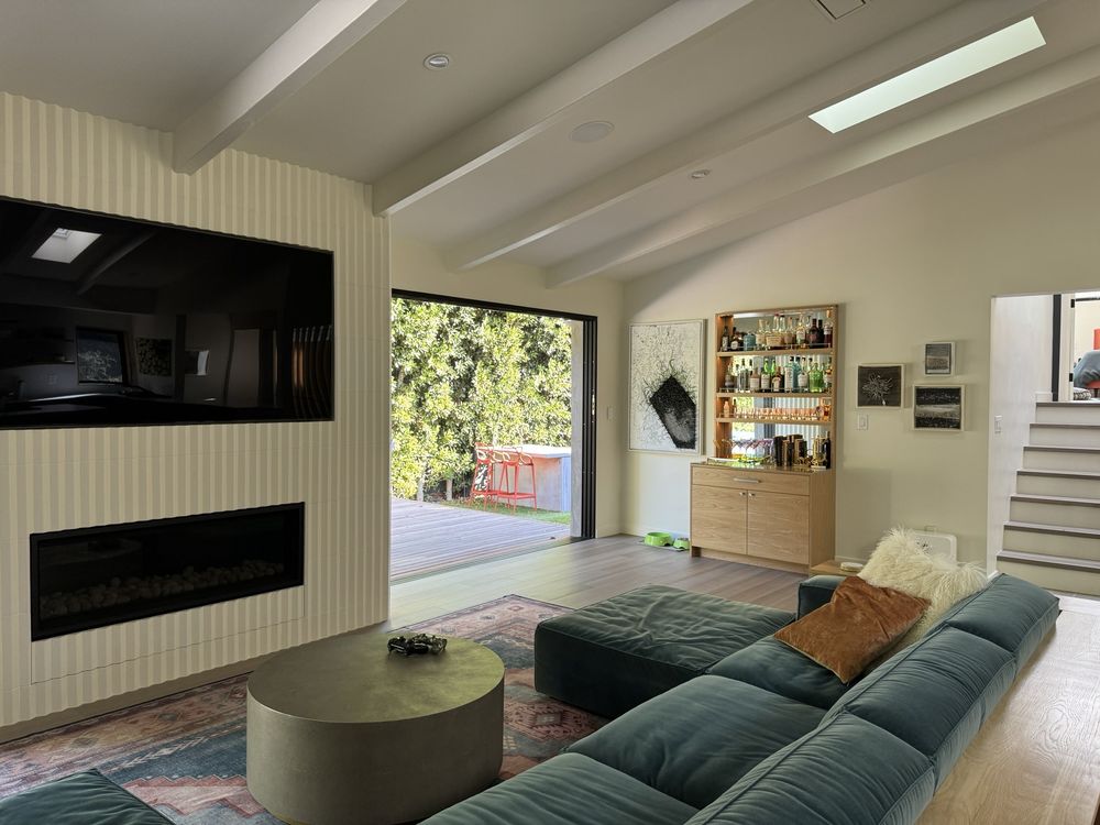 Slide of Green Oak Builders