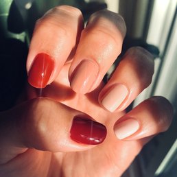 Regular Gel Manicure