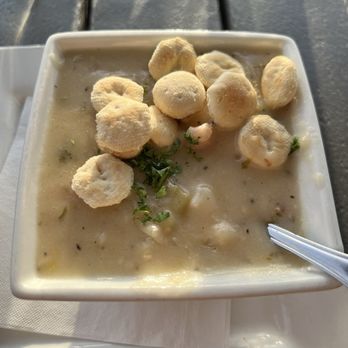 Ketch Harbor Pub - Excellent clam chowder - Seafood Near Me - Half Moon Bay, California