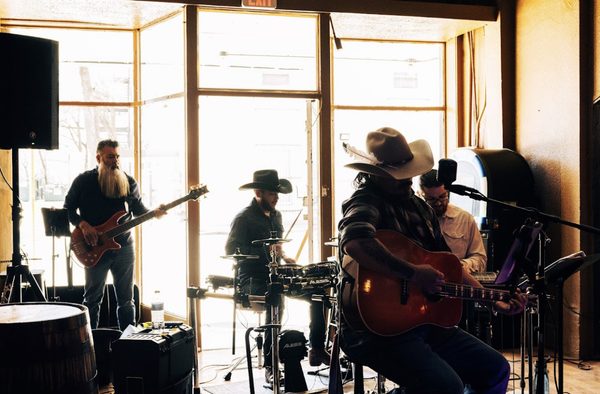 El Honky Tonk by null