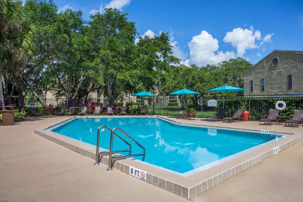 THE VINYARDS Updated September 2024 25 Photos 2101 Vineyard Blvd