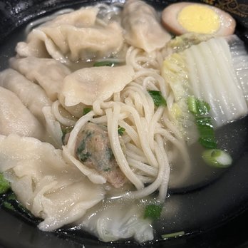 Hing Kee Restaurant - Shrimp & Pork Wonton with Traditional Hand-Pulled Noodle Soup - Vietnamese Near Me - Chicago, Illinois