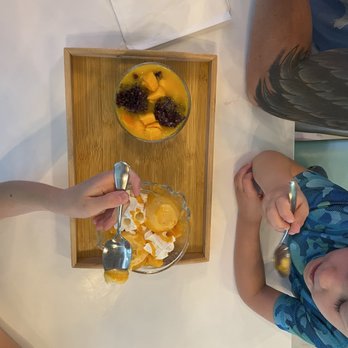 Mango Mango Dessert - Desserts Near Me - Chicago, Illinois Mango Mango Dessert - Desserts Near Me - Chicago, Illinois