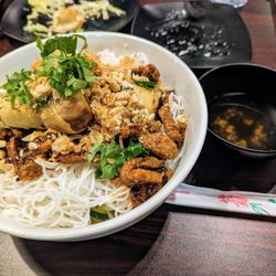 Asian Cafe - Pork & Egg Roll Vermicelli