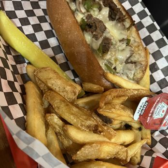 Westy's - Philly - American Near Me - Memphis, Tennessee