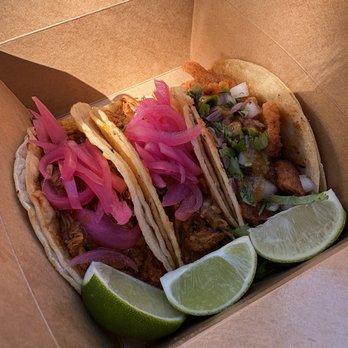 Xochi - Cochinita Pibil Tacos and Chicharron Tacos - Food Trucks Near Me - Issaquah, Washington Xochi - Cochinita Pibil Tacos and Chicharron Tacos - Food Trucks Near Me - Issaquah, Washington