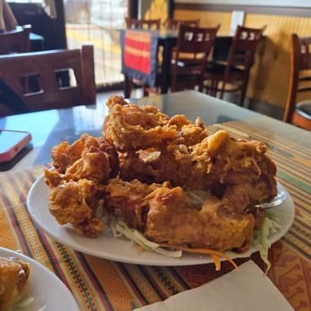 Thai Village - Gotta order the crispy chicken, just about every table ordered it. Delish! - Thai Near Me - Aiea, Hawaii Thai Village - Gotta order the crispy chicken, just about every table ordered it. Delish! - Thai Near Me - Aiea, Hawaii