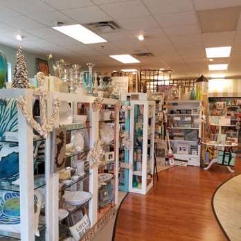 Polka Dot Palm - Flowers & Gifts Near Me - Wilmington, North Carolina Polka Dot Palm - Flowers & Gifts Near Me - Wilmington, North Carolina