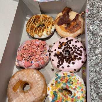 Drizzle Donut Co - Mix and Match 1/2 Dozen Donuts - Donuts Near Me - Queen Creek, Arizona Drizzle Donut Co - Mix and Match 1/2 Dozen Donuts - Donuts Near Me - Queen Creek, Arizona