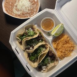 El Queretano - Barbacoa Taco Platter w Side of Frijoles