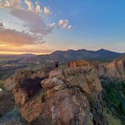Adventure Tours Bend - Hiking Smith Rock