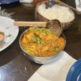 Bombay To Burgh - Chicken Saag - Indian Near Me - Pittsburgh, Pennsylvania Bombay To Burgh - Chicken Saag - Indian Near Me - Pittsburgh, Pennsylvania