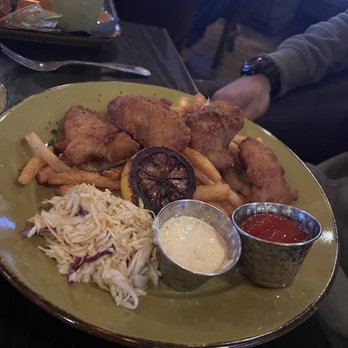 Local Kitchen - Fish and chips - Cocktail Bars Near Me - Torrance, California Local Kitchen - Fish and chips - Cocktail Bars Near Me - Torrance, California