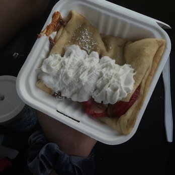 Mmmmmm Crepes - Strawberry and dulce de leche - Food Stands Near Me - Yuma, Arizona