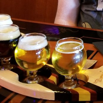 Auburn Alehouse - Beer flight - American Near Me - Auburn, California Auburn Alehouse - Beer flight - American Near Me - Auburn, California