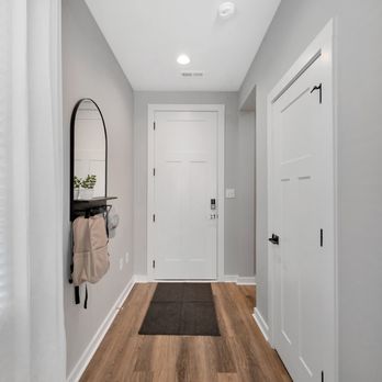 VLux Madison | Homes for Rent - Hideaway - 1 Bedroom 1 Bathroom, Entryway. - Apartments Near Me - Madison, Alabama VLux Madison | Homes for Rent - Hideaway - 1 Bedroom 1 Bathroom, Entryway. - Apartments Near Me - Madison, Alabama