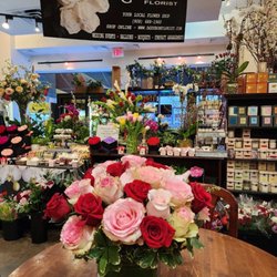 DG Dubon Florist - Valentines arrangement