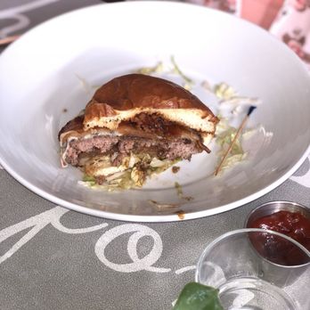 26 Beach Restaurant - Hickory Burger - New American Near Me - Venice, California 26 Beach Restaurant - Hickory Burger - New American Near Me - Venice, California
