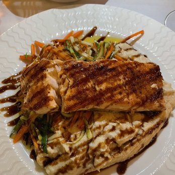 Sonoma Bistro - Pan Seared Atlantic Salmon with mashed Cauliflower and julienne vegetables - Breakfast & Brunch Near Me - Rutherford, New Jersey Sonoma Bistro - Pan Seared Atlantic Salmon with mashed Cauliflower and julienne vegetables - Breakfast & Brunch Near Me - Rutherford, New Jersey