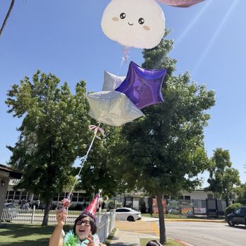 Oh Shiny - She loves it - Party Supplies Near Me - Pasadena, California