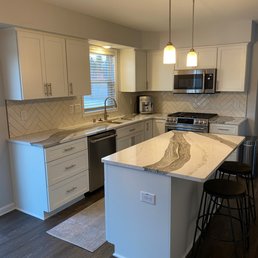 Completed kitchen (fridge doesn't fit in the shot) Completed kitchen (fridge doesn't fit in the shot)
