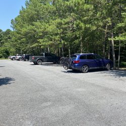 Coot's Lake Beach - Parking lot