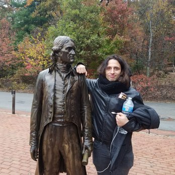 Thomas Jefferson's Monticello - I stole his wire don't tell him - Landmarks & Historical Buildings Near Me - Charlottesville, Virginia