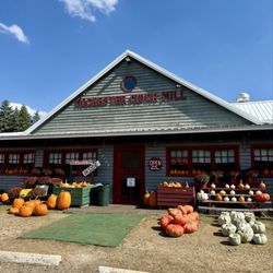 Rochester Cider Mill - Outside