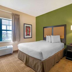 Extended Stay America - Chicago - Itasca - Studio Suite - 1 Queen Bed