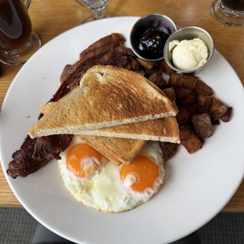 Pacific Grill - Traditional Breakfast - American Near Me - Bandon, Oregon Pacific Grill - Traditional Breakfast - American Near Me - Bandon, Oregon