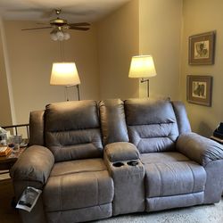Long's Landing Furniture - Long's Landing Loveseat Double Recliner