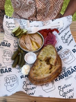 Island Creek Oyster Retail Shop by null