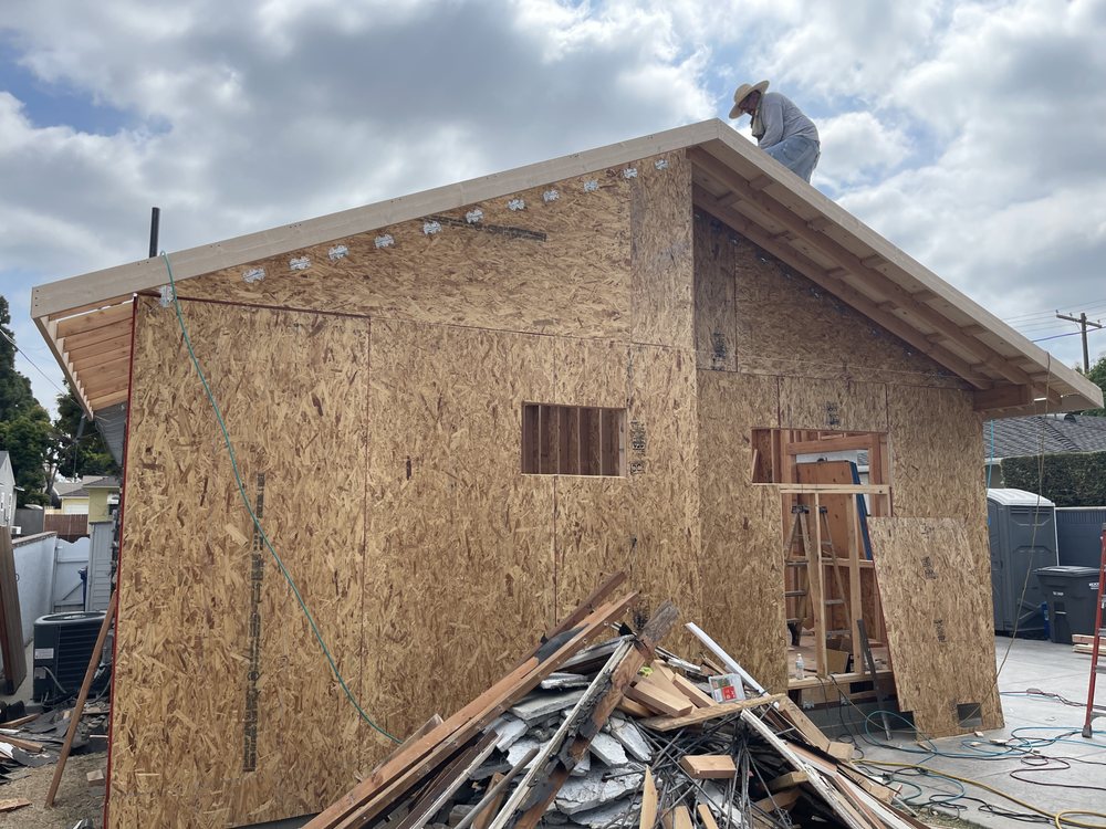 Slide of Moonlight Builders