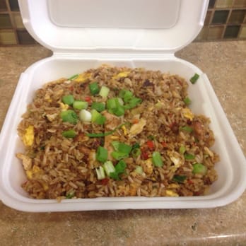 El Huarique - Chicken Fried Rice is amazing!! - Peruvian Near Me - Venice, California El Huarique - Chicken Fried Rice is amazing!! - Peruvian Near Me - Venice, California