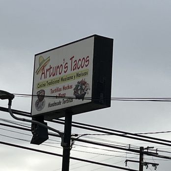 Arturo's Tacos - Signage - Tacos Near Me - Bloomington, California