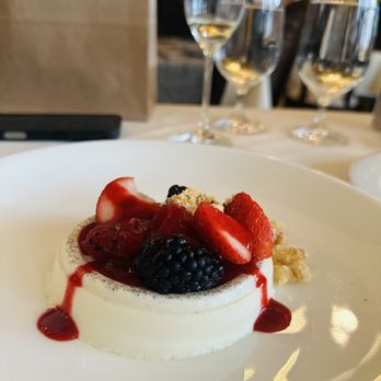 Carmine's - Panacotta - Italian Near Me - Bellevue, Washington