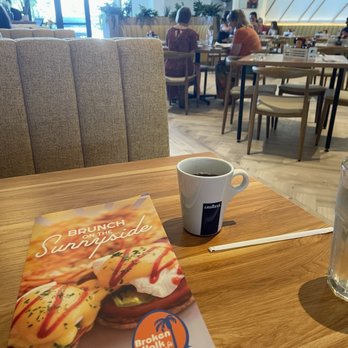Broken Yolk Cafe - Breakfast & Brunch Near Me - McKinney, Texas