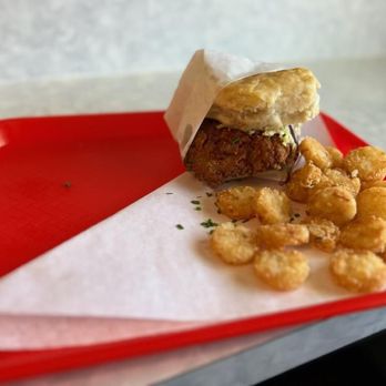 District Biskuits - Breakfast & Brunch Near Me - North Kansas City, Missouri