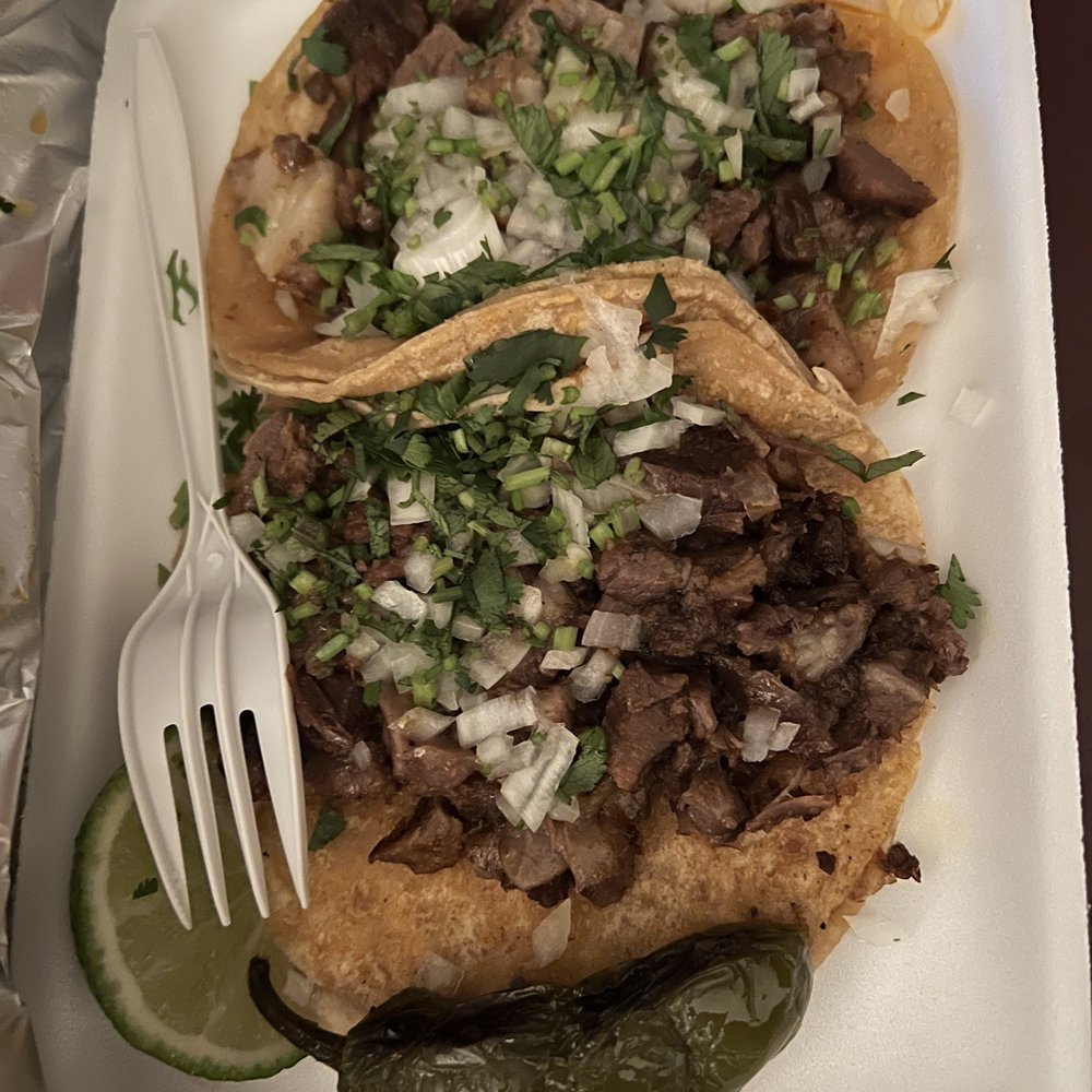 El Taco Feliz - Taco of cabeza and lengua - Food Trucks Near Me - Menomonee Falls, Wisconsin