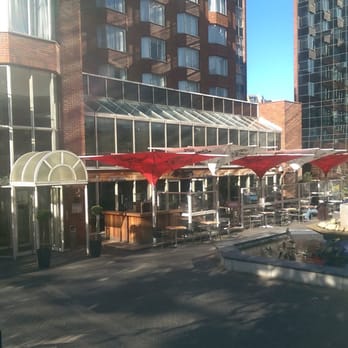 Alfie Byrne's - The beer patio on a sunny day - Pubs Near Me - Dublin, D