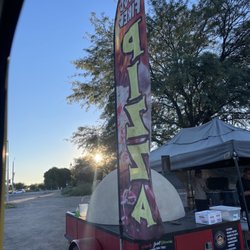 Family Joint Pizzeria