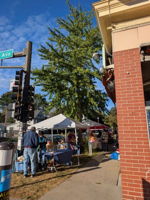 Ginkgo Coffeehouse by null