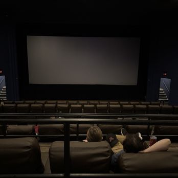 Emagine Willow Creek - Cinema Near Me - Minneapolis, Minnesota