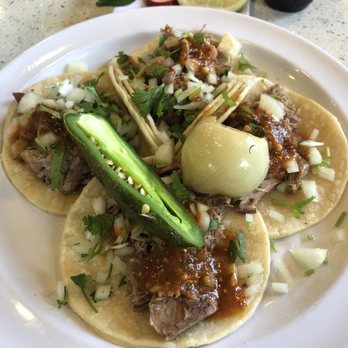 El Rinconsito - Kent - 4 tacos with carnitas and adobada - Mexican Near Me - Kent, Washington