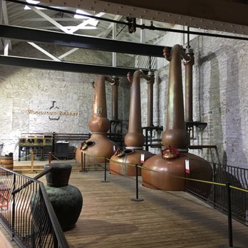Kentucky Bourbon Trail - Stills at Woodford Reserve - Tours Near Me