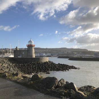 Howth Cliff Walk - Landmarks & Historical Buildings Near Me